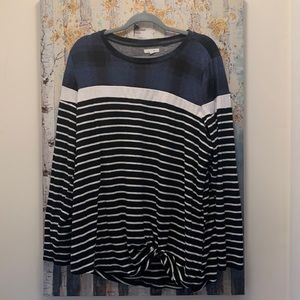 Maurice’s long sleeve top